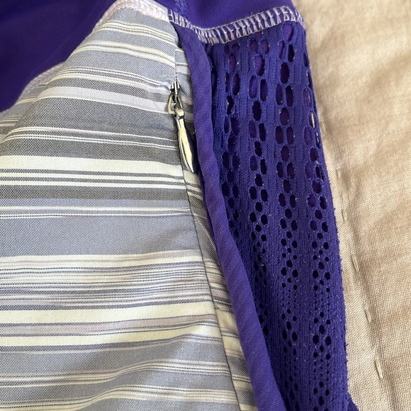 Lululemon 4” shorts - Picture 4 of 6